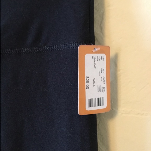 NWT Maurices inMotion Capri Athletic Workout Yoga Sport Leggings - Picture 3 of 8